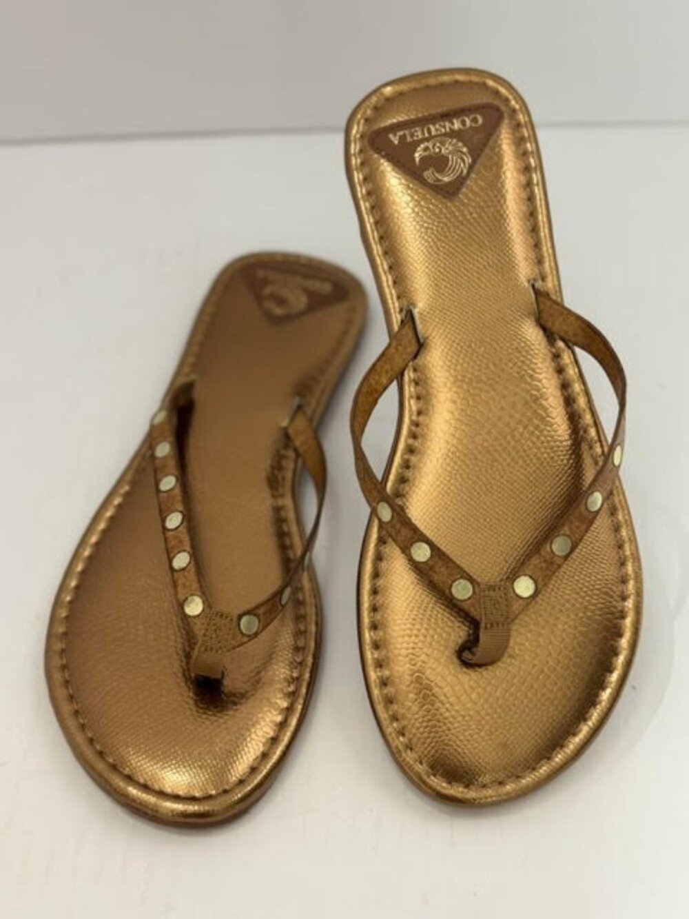 Consuela Flip Flop Sandals Size M Bronze Gold Metallic Studded Thong